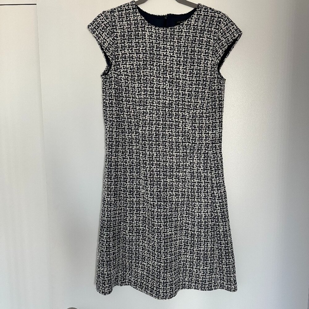 Ann Taylor Boucle Flare Dress Size 2